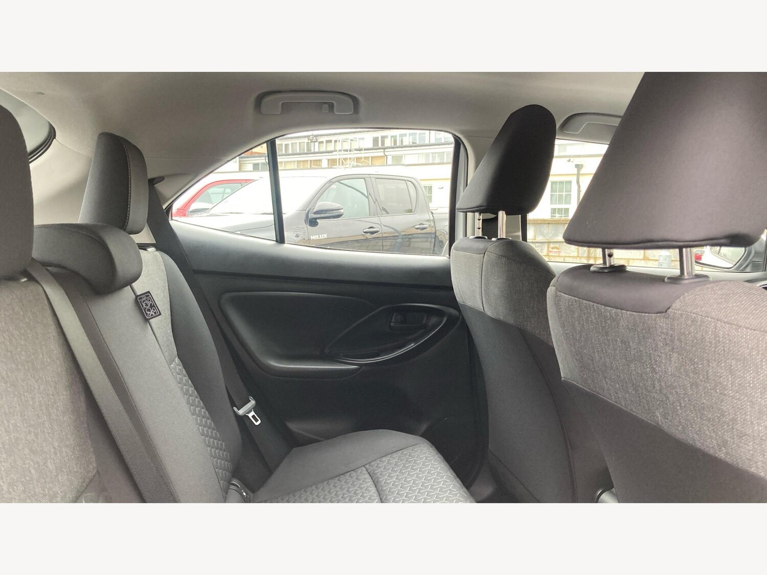 Used Toyota Yaris Cross 2024 for sale - 77343763: Photo 14