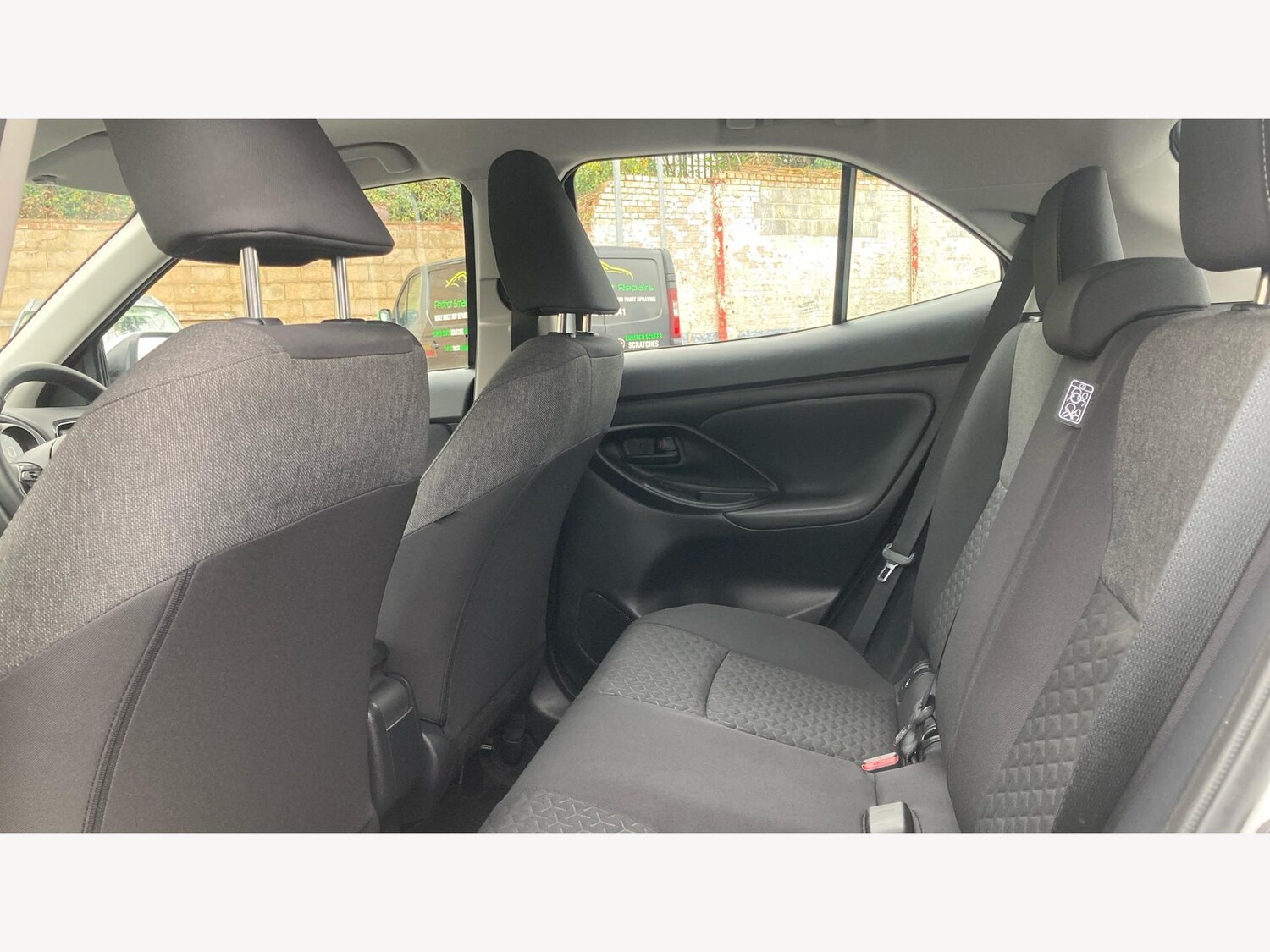 Used Toyota Yaris Cross 2024 for sale - 77343763: Photo 15