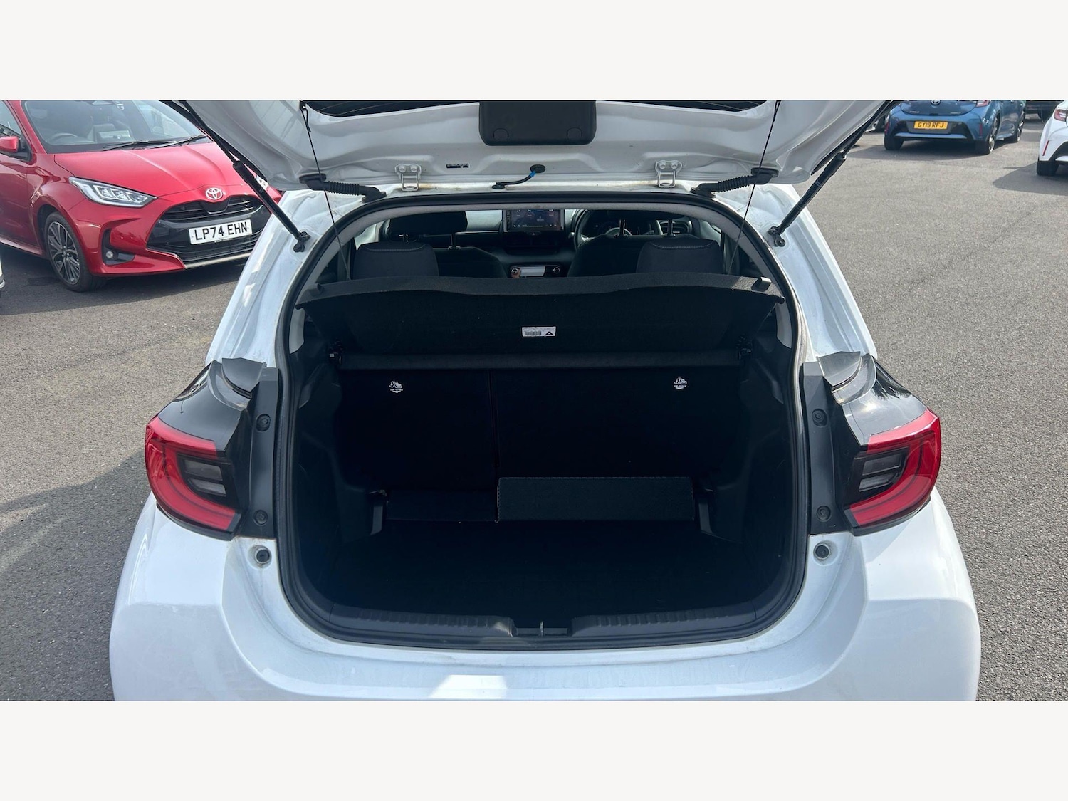 Used Toyota Yaris 2025 for sale - 78100827: Photo 16