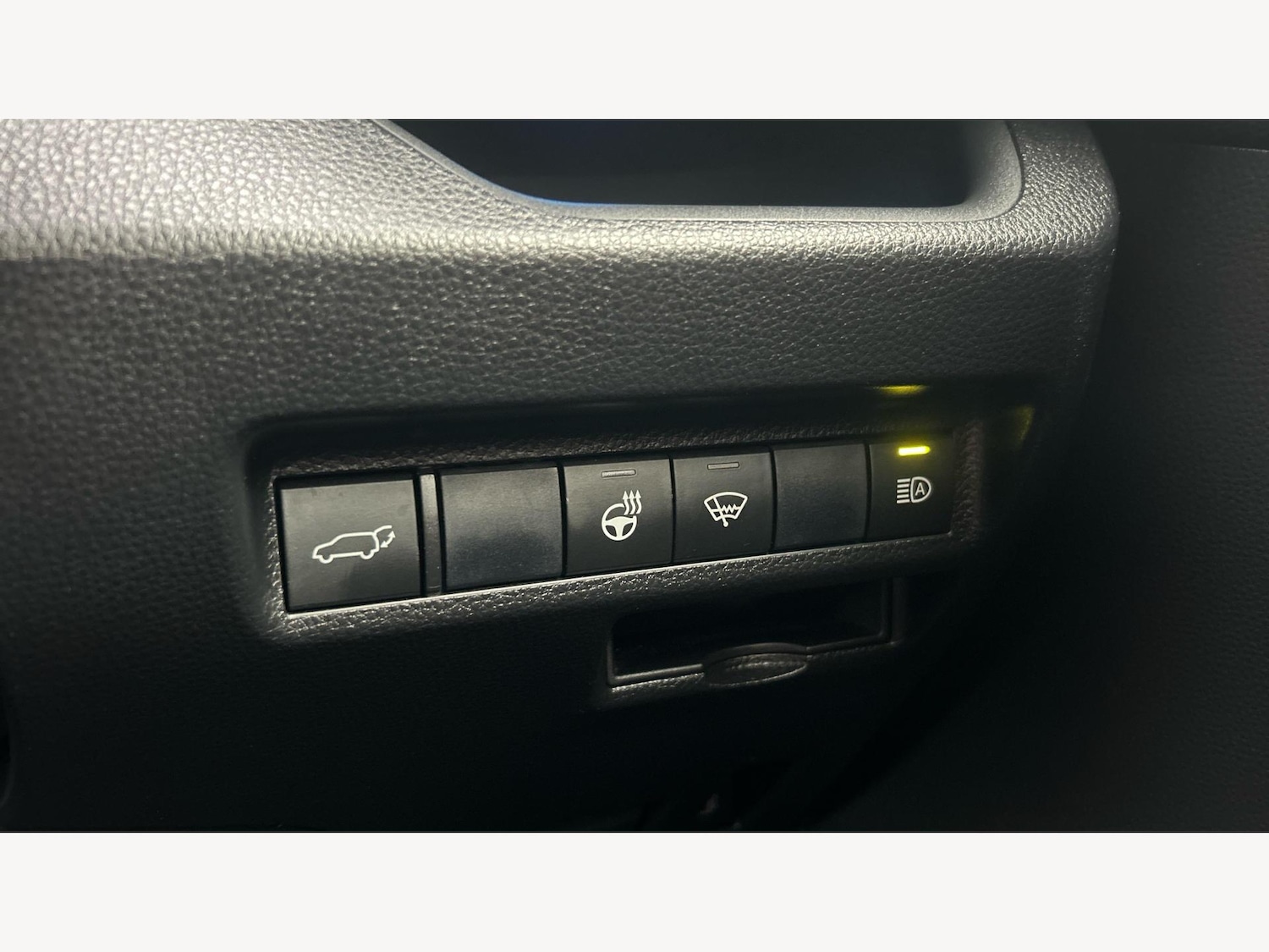 Used Toyota RAV4 2020 for sale - 76632764: Photo 25