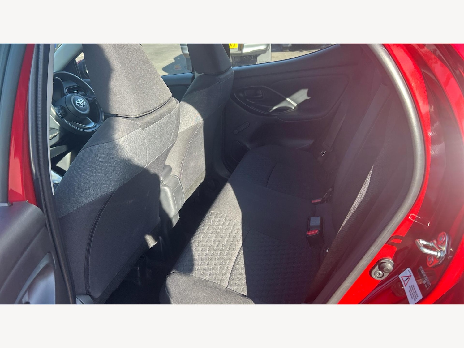 Used Toyota Yaris 2023 for sale - 76472090: Photo 15