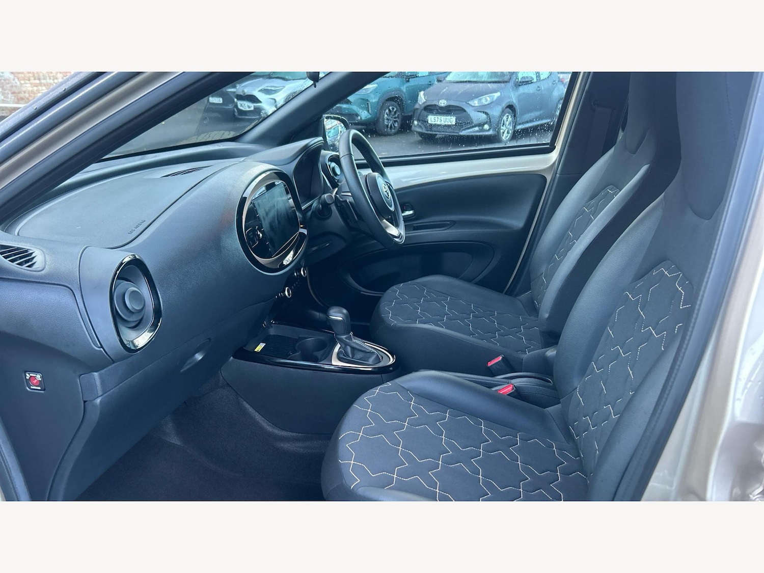 Used Toyota Aygo X 2022 for sale - 77074232: Photo 12