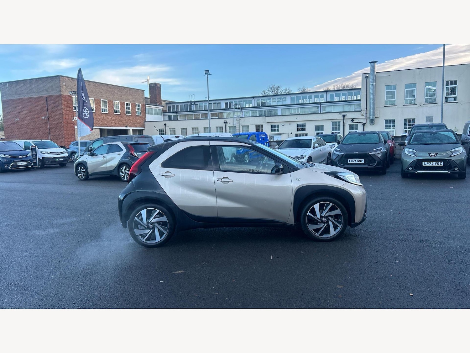 Used Toyota Aygo X 2022 for sale - 77074232: Photo 18