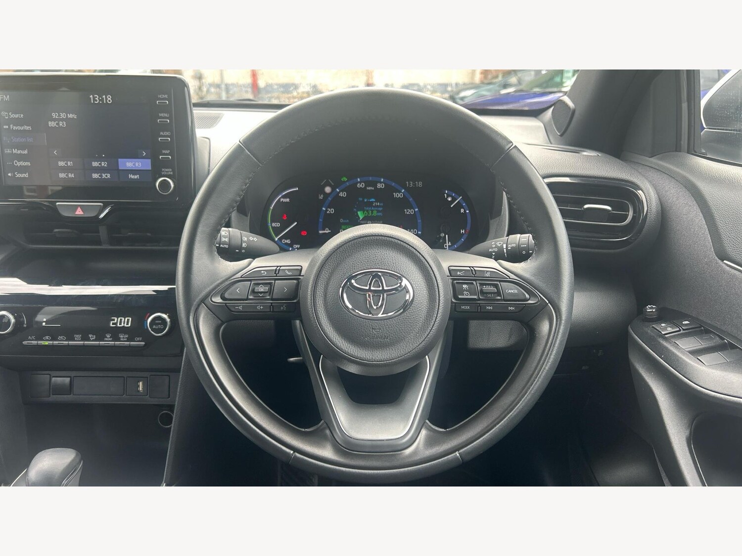 Used Toyota Yaris Cross 2023 for sale - 75978260: Photo 10