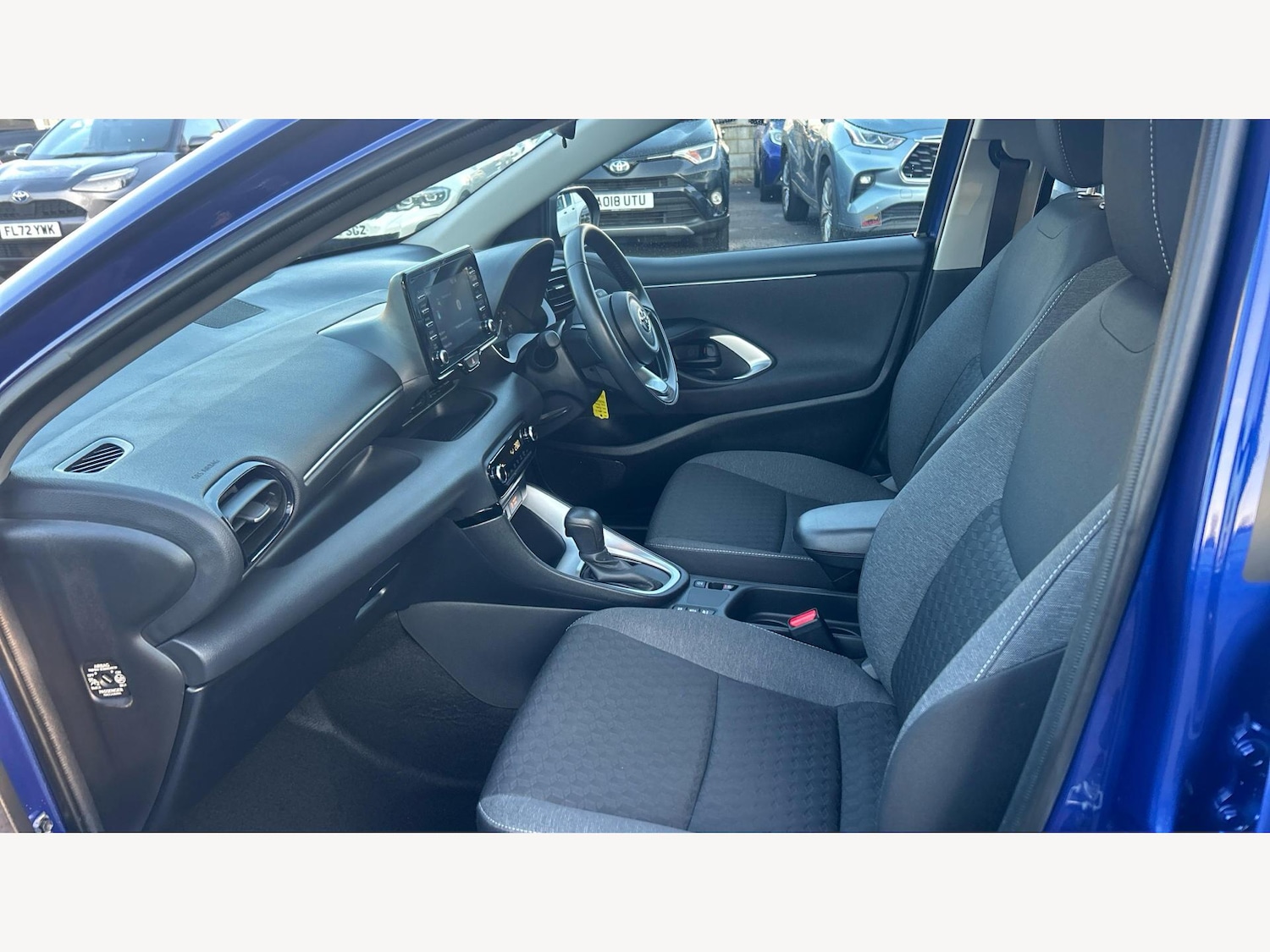 Used Toyota Yaris 2023 for sale - 77109144: Photo 12