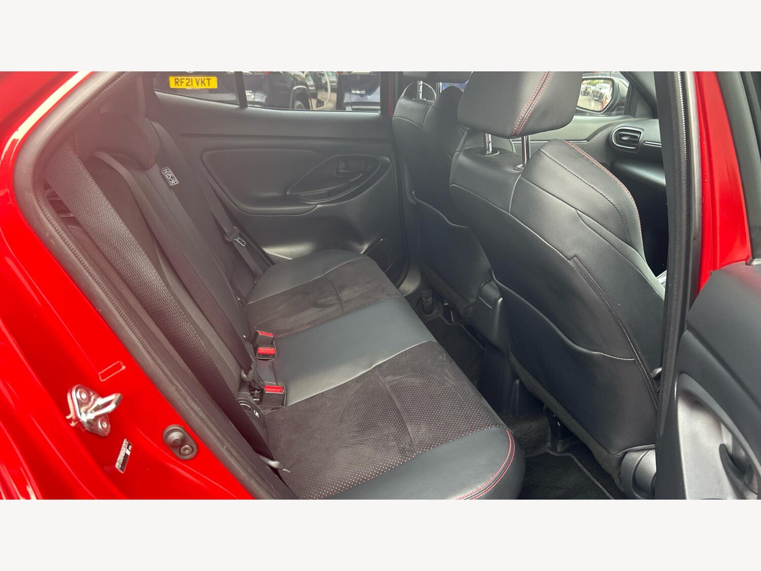 Used Toyota Yaris Cross 2023 for sale - 77238356: Photo 14