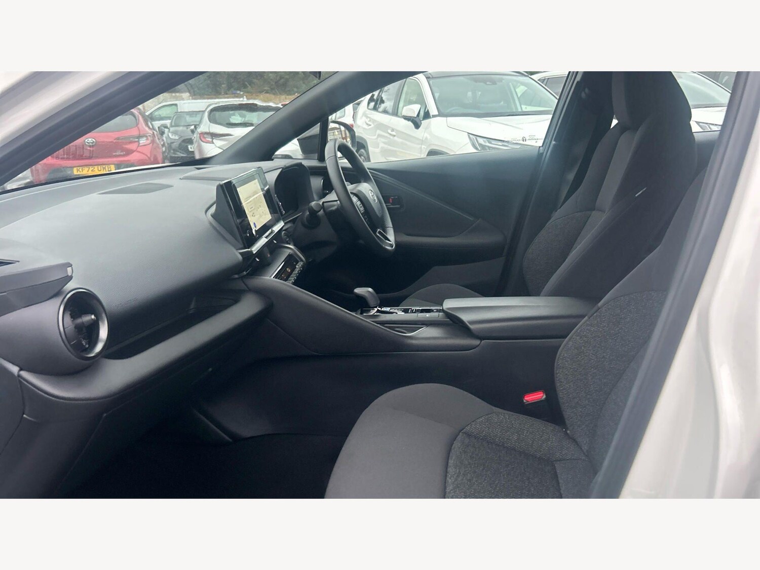Used Toyota C-HR 2024 for sale - 78171027: Photo 12