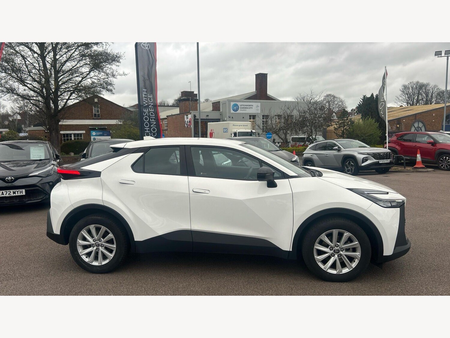 Used Toyota C-HR 2024 for sale - 78171027: Photo 18