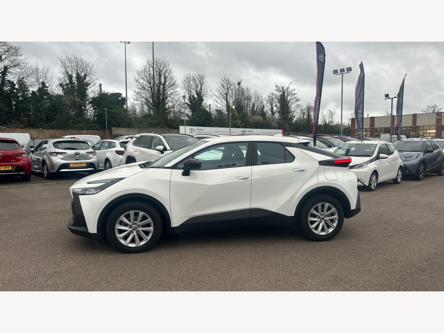 Used Toyota C-HR 2024 for sale - 78171027: Photo 19