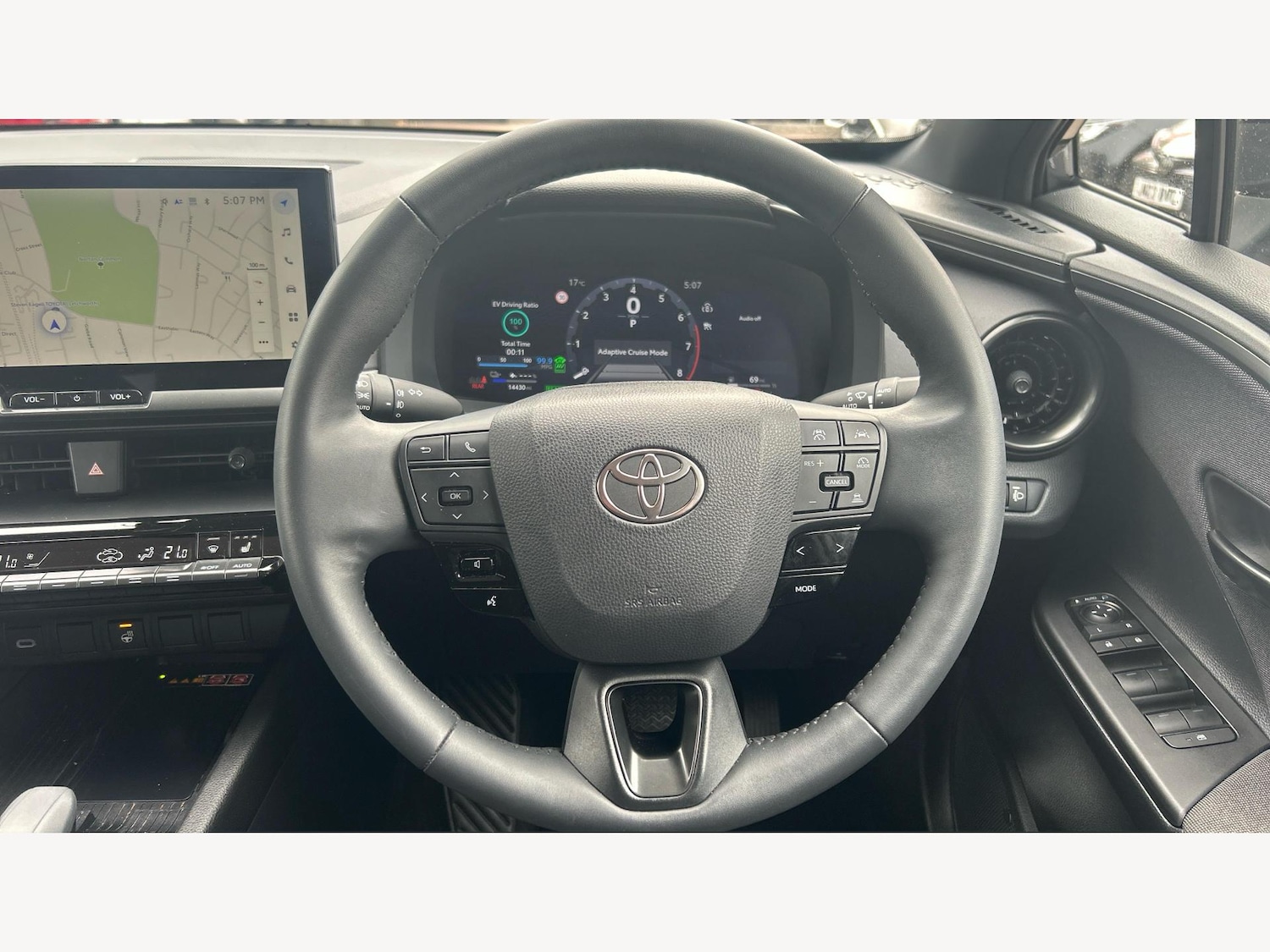 Used Toyota C-HR 2024 for sale - 76913552: Photo 10