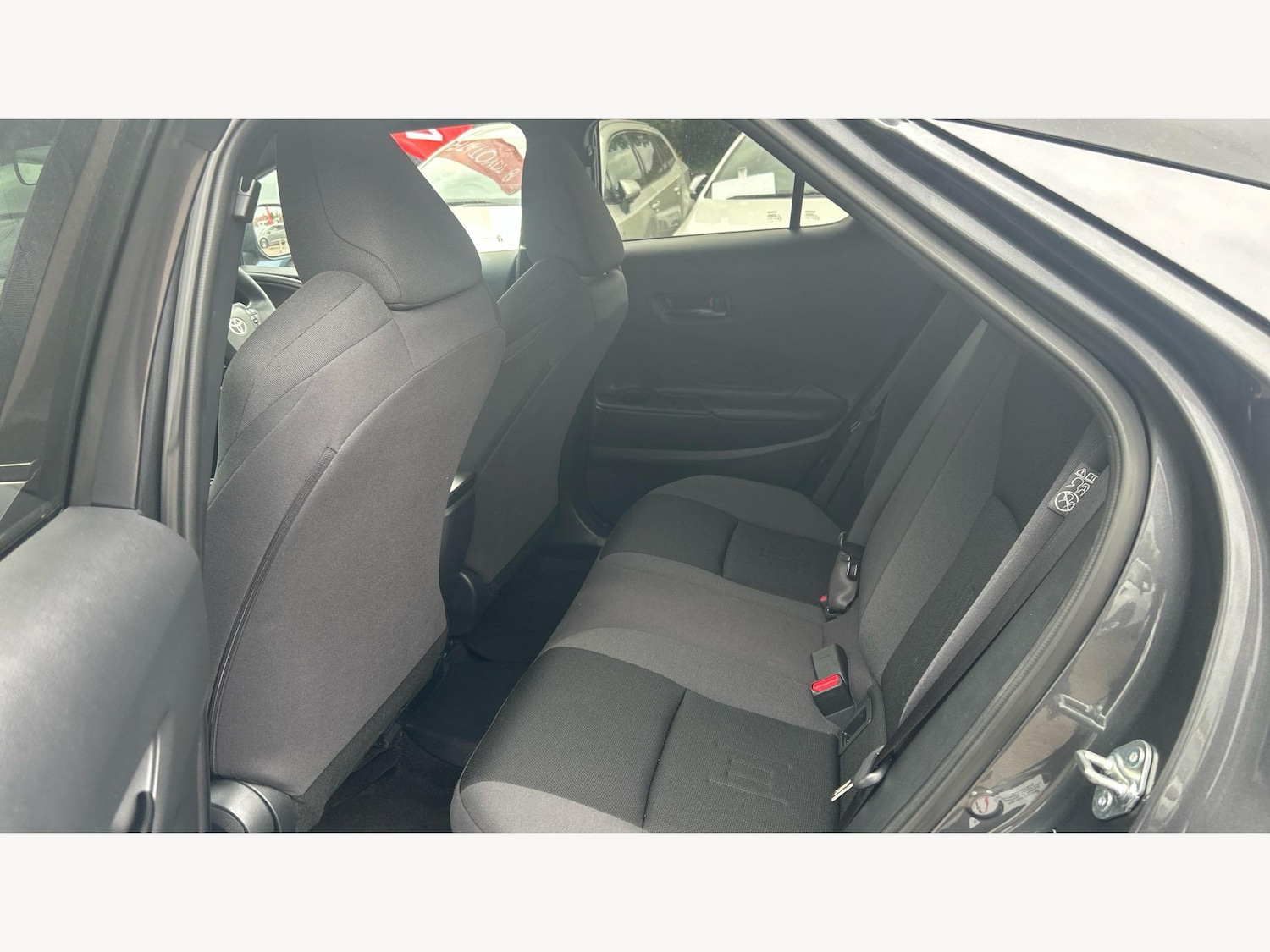 Used Toyota C-HR 2024 for sale - 76913552: Photo 15