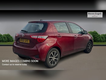 Used Toyota Yaris 2017 for sale - 78058039: Photo