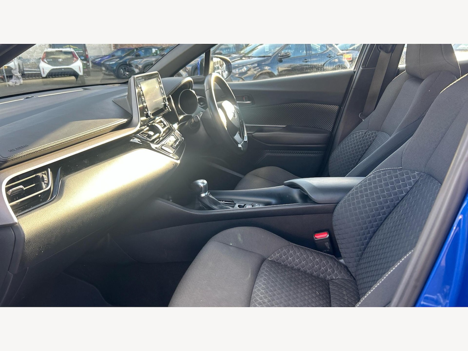 Used Toyota C-HR 2022 for sale - 76832107: Photo 12