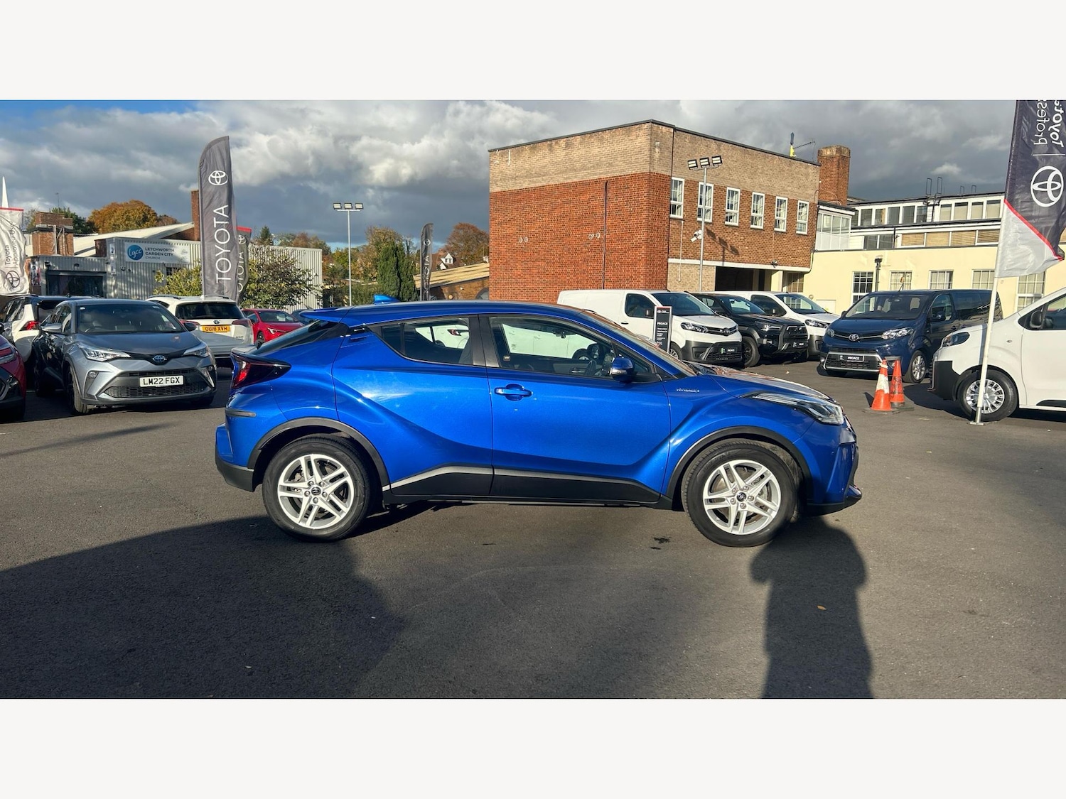 Used Toyota C-HR 2022 for sale - 76832107: Photo 18