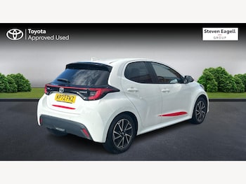 Used Toyota Yaris 2022 for sale - 75978630: Photo
