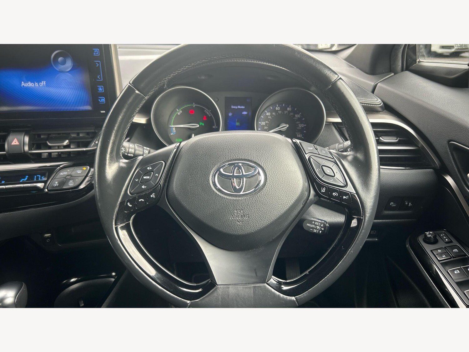 Used Toyota C-HR 2018 for sale - 76251301: Photo 10