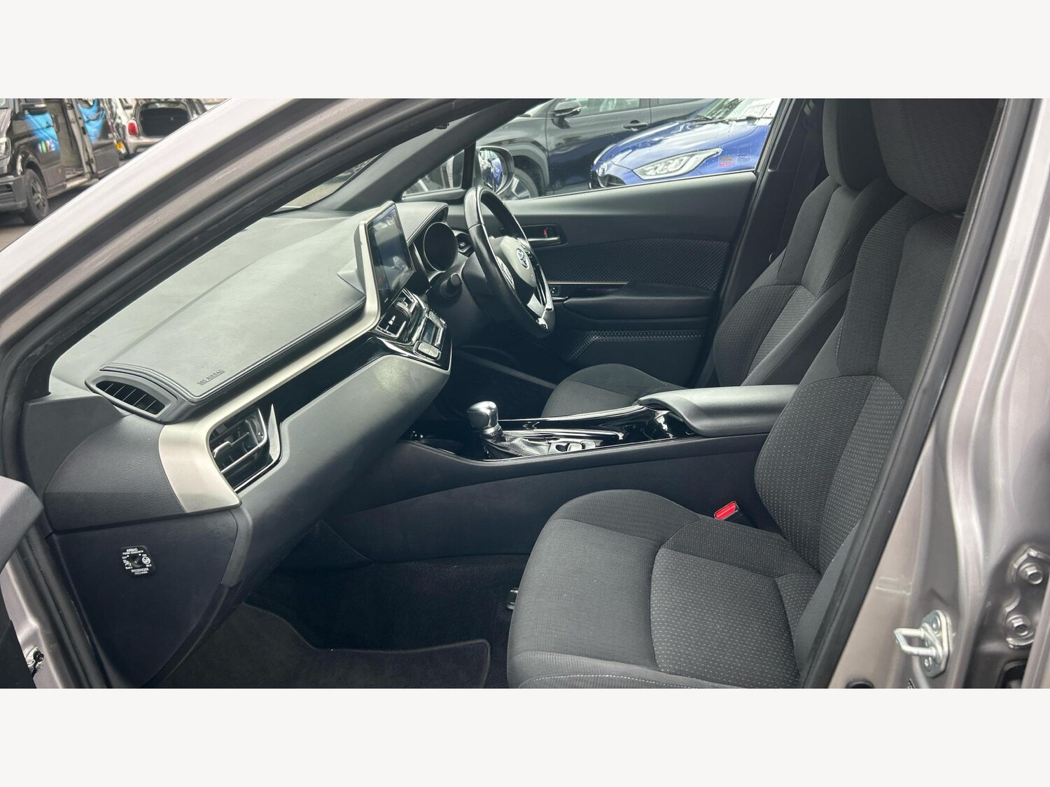 Used Toyota C-HR 2018 for sale - 76251301: Photo 12