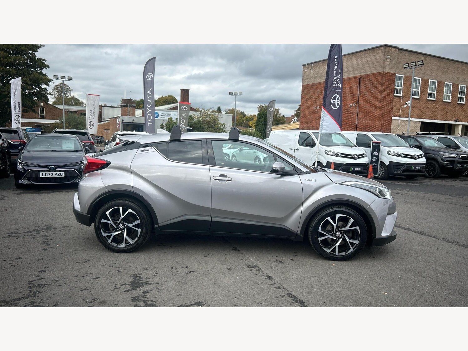 Used Toyota C-HR 2018 for sale - 76251301: Photo 18
