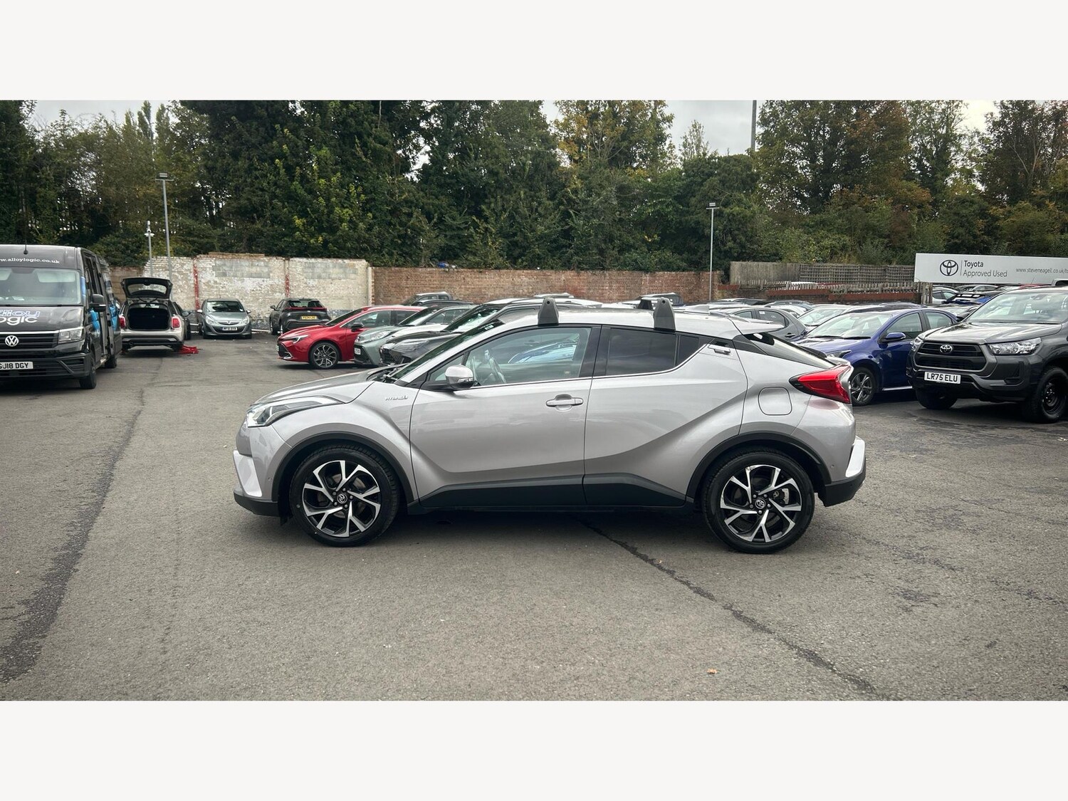 Used Toyota C-HR 2018 for sale - 76251301: Photo 19