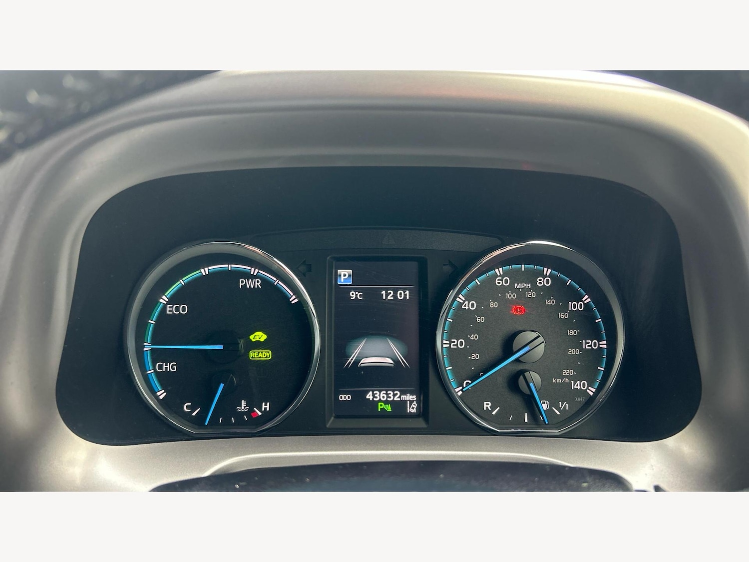 Used Toyota RAV4 2018 for sale - 76327288: Photo 11