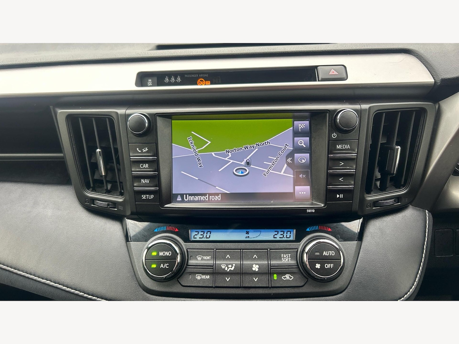 Used Toyota RAV4 2018 for sale - 76327288: Photo 9