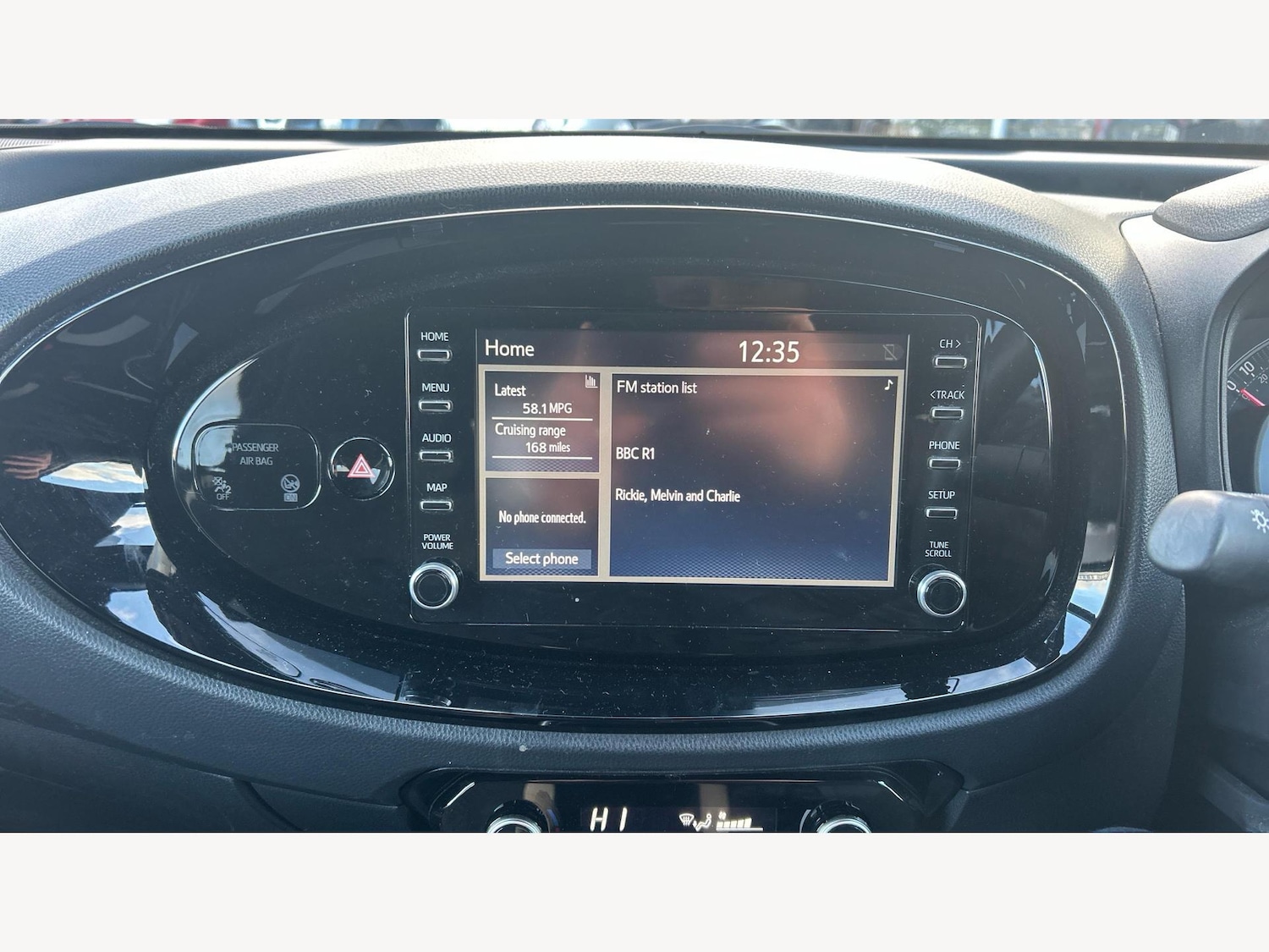 Used Toyota Aygo X 2023 for sale - 77166867: Photo 9