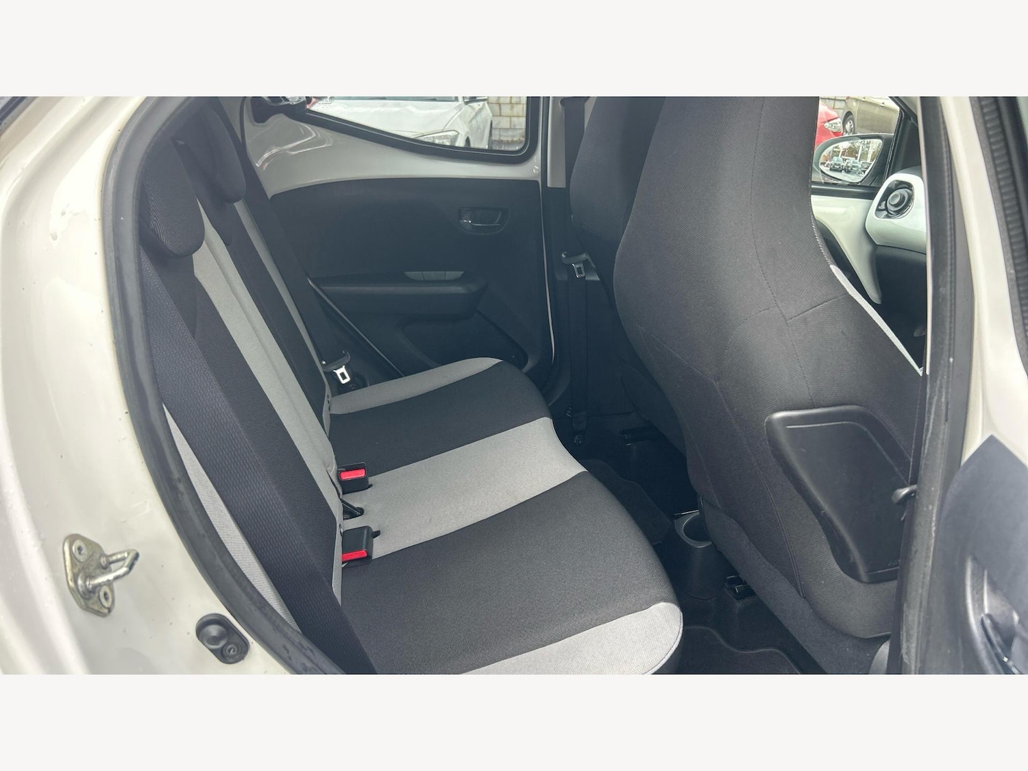 Used Toyota AYGO 2017 for sale - 76573696: Photo 14