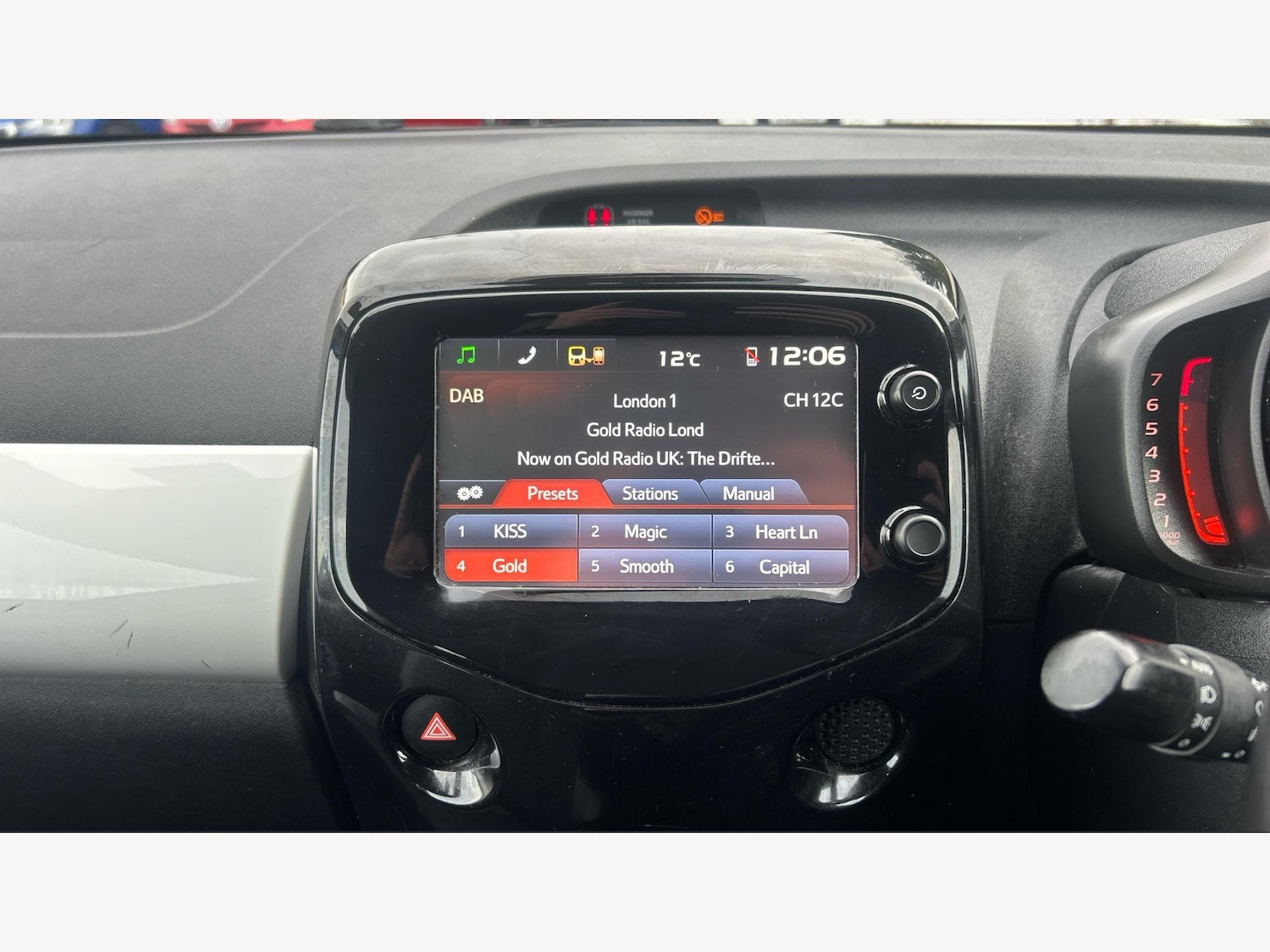 Used Toyota AYGO 2017 for sale - 76573696: Photo 9