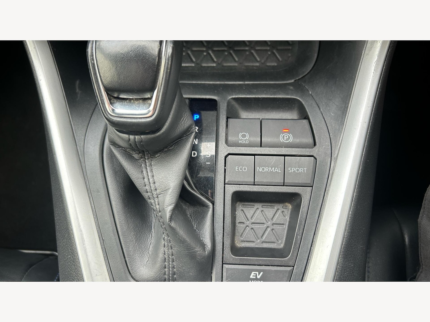 Used Toyota RAV4 2021 for sale - 77267015: Photo 23