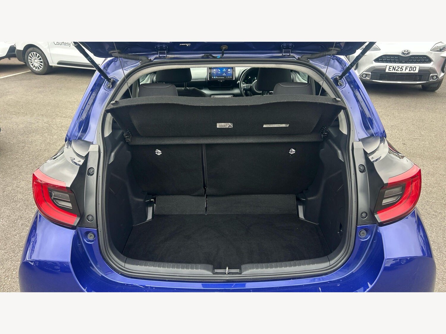 Used Toyota Yaris 2024 for sale - 77898361: Photo 16