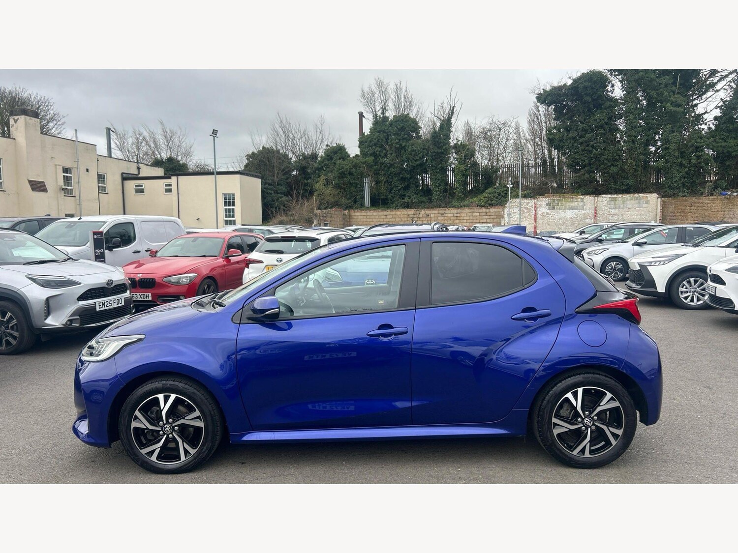 Used Toyota Yaris 2024 for sale - 77898361: Photo 19