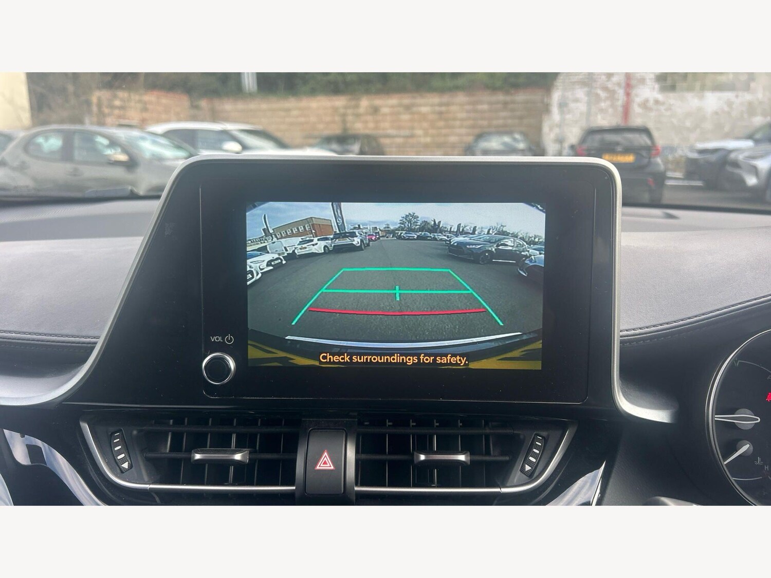 Used Toyota C-HR for sale - 77793491: Photo 24