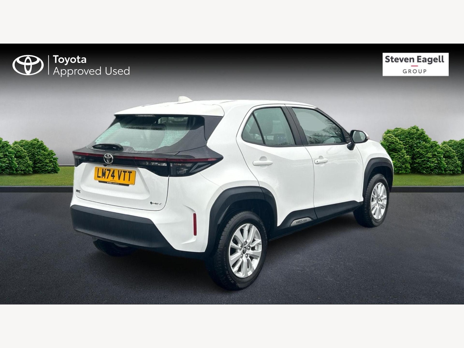 Used Toyota Yaris Cross 2024 for sale - 76976433: Photo 2