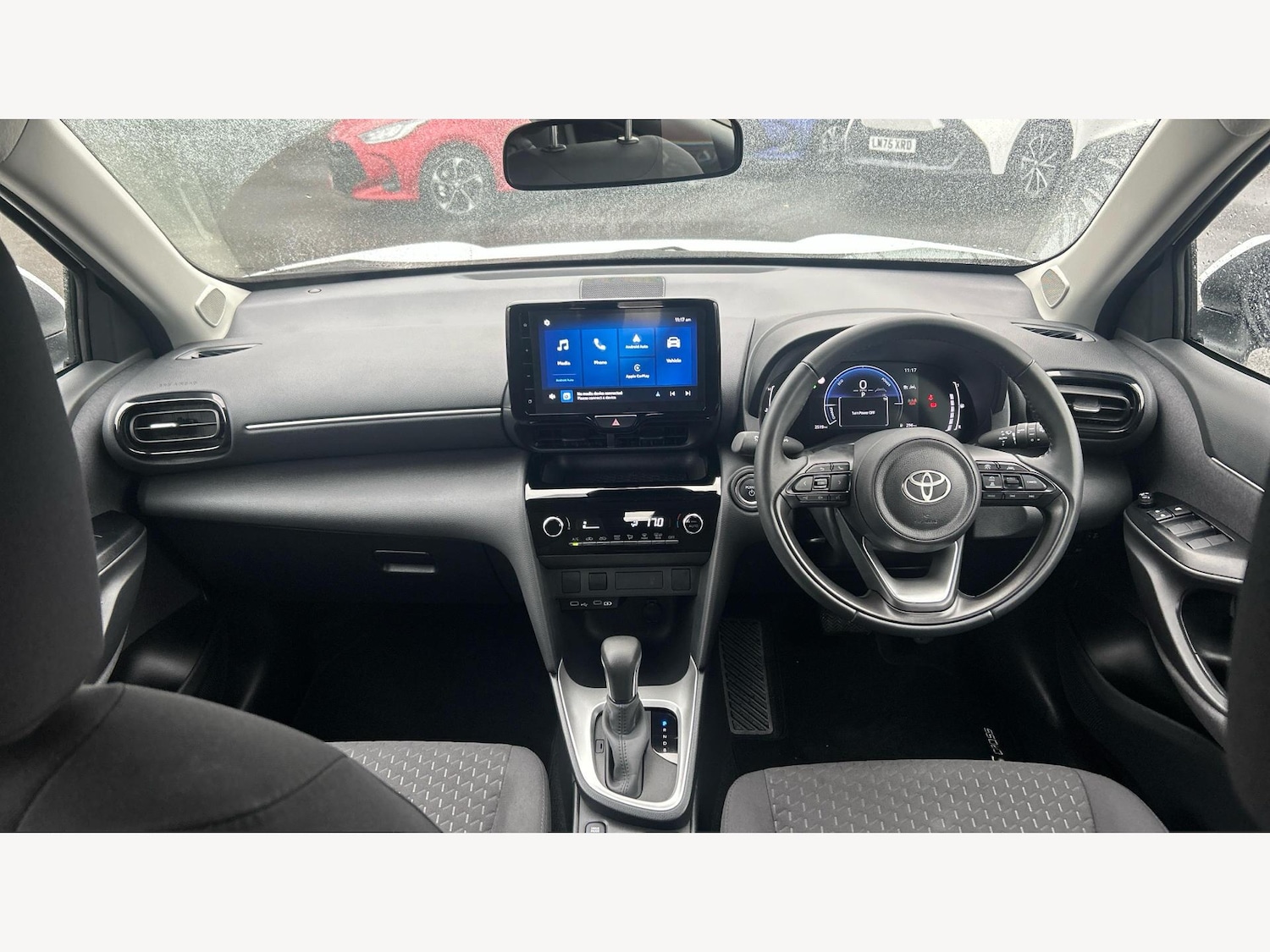 Used Toyota Yaris Cross 2024 for sale - 76976433: Photo 7