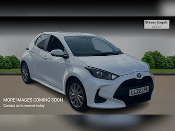 Used Toyota Yaris 2022 for sale - 79657377: Photo
