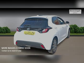 Used Toyota Yaris 2022 for sale - 79657377: Photo