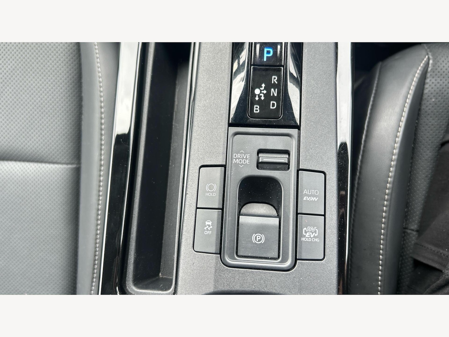 Used Toyota Prius 2024 for sale - 77131004: Photo 26