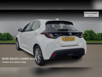 Used Toyota Yaris 2023 for sale - 79565697: Photo