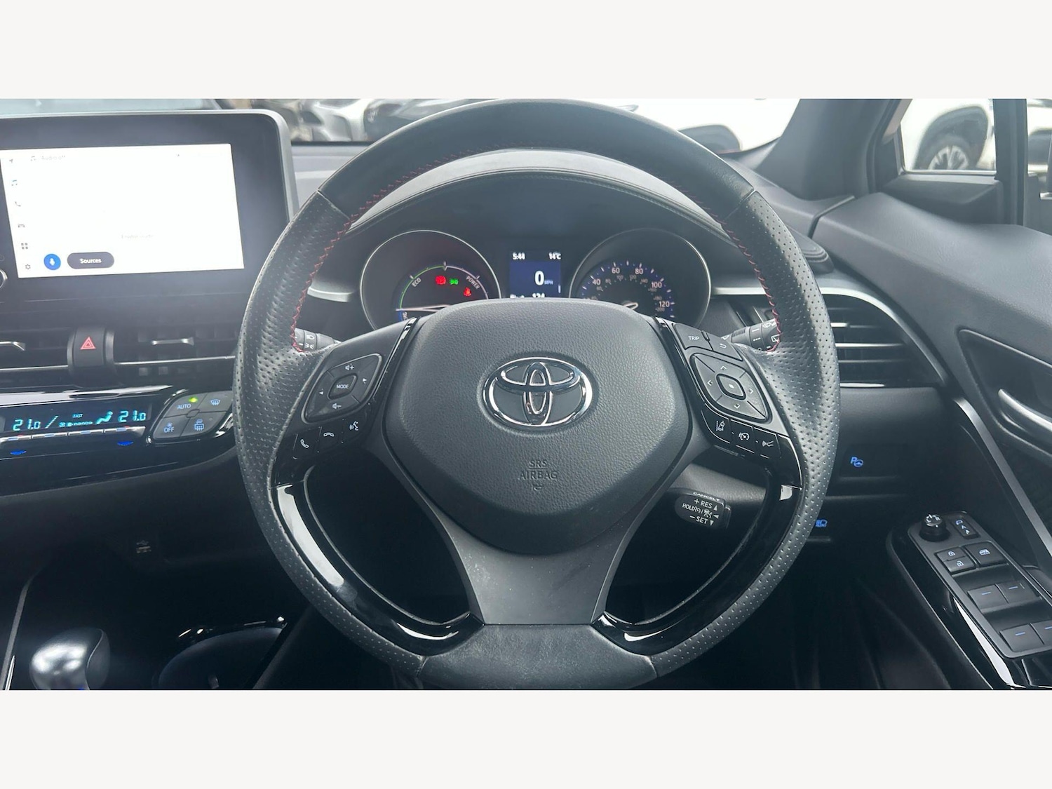 Used Toyota C-HR 2023 for sale - 78147828: Photo 10