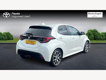 Used Toyota Yaris 2021 for sale - 78809845: Photo