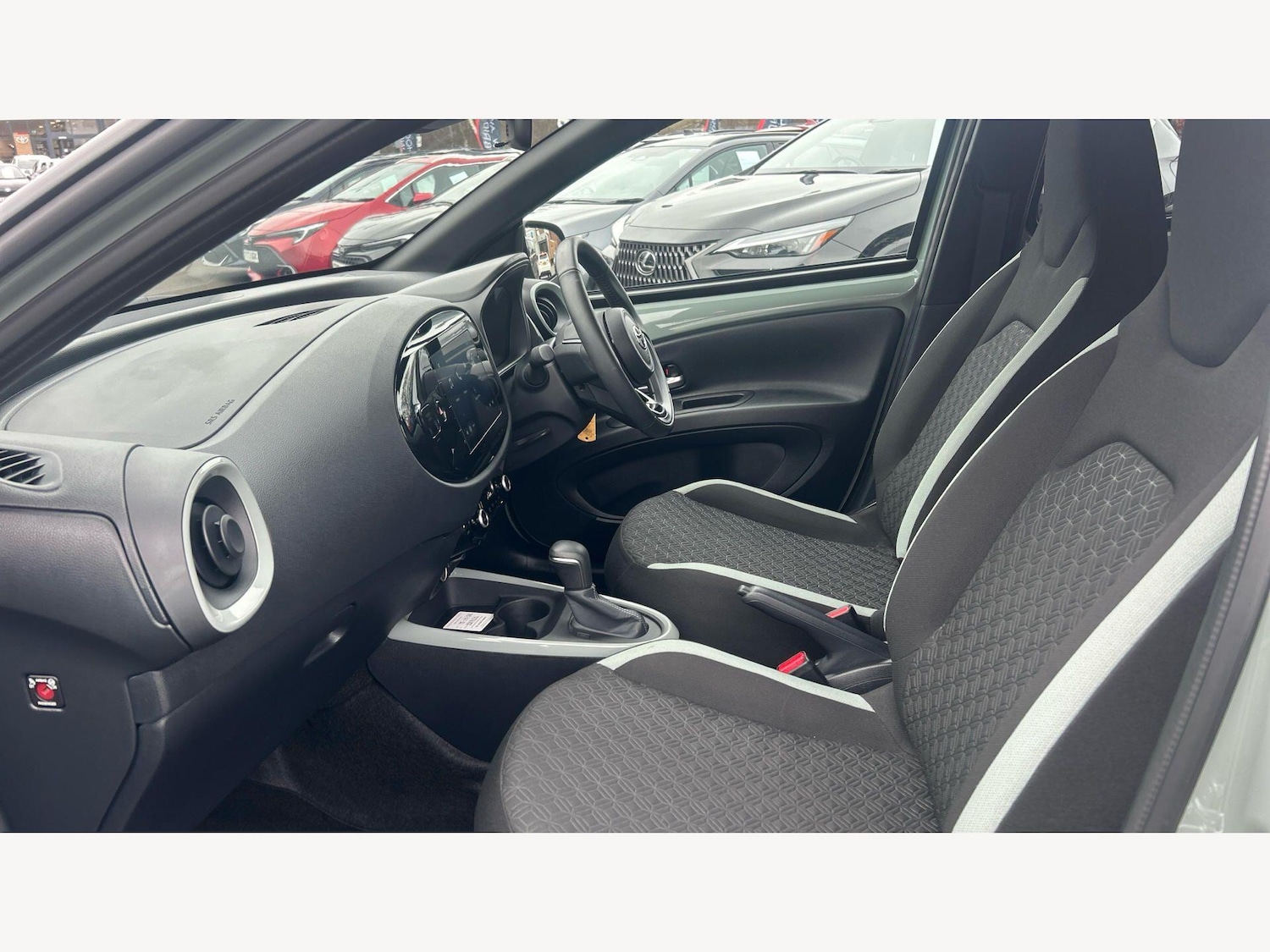Used Toyota Aygo X 2024 for sale - 77898620: Photo 12