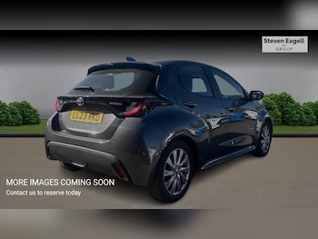 Used Toyota Yaris 2023 for sale - 78171188: Photo