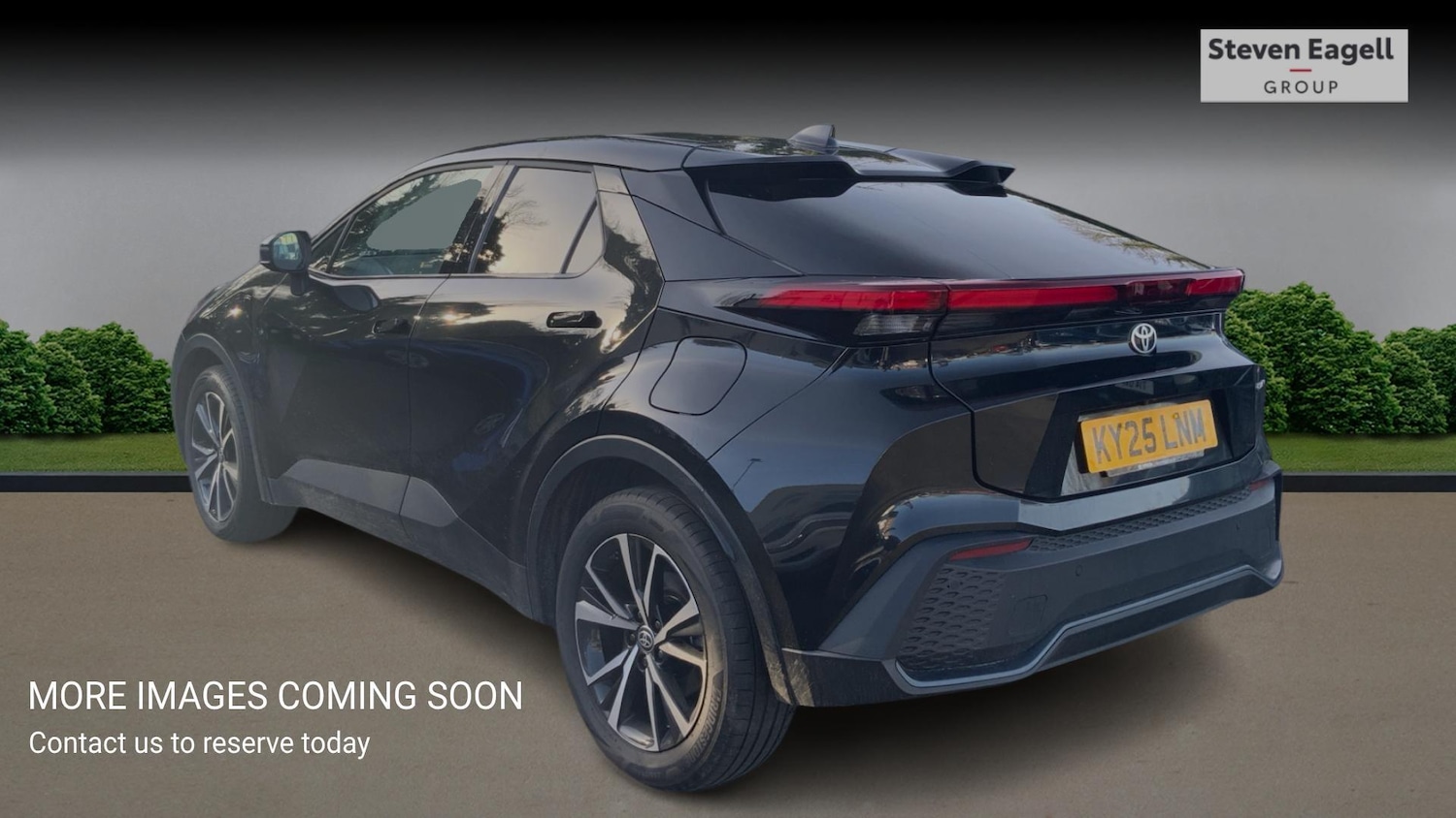 Used Toyota C-HR 2025 for sale - 77633397: Photo 2