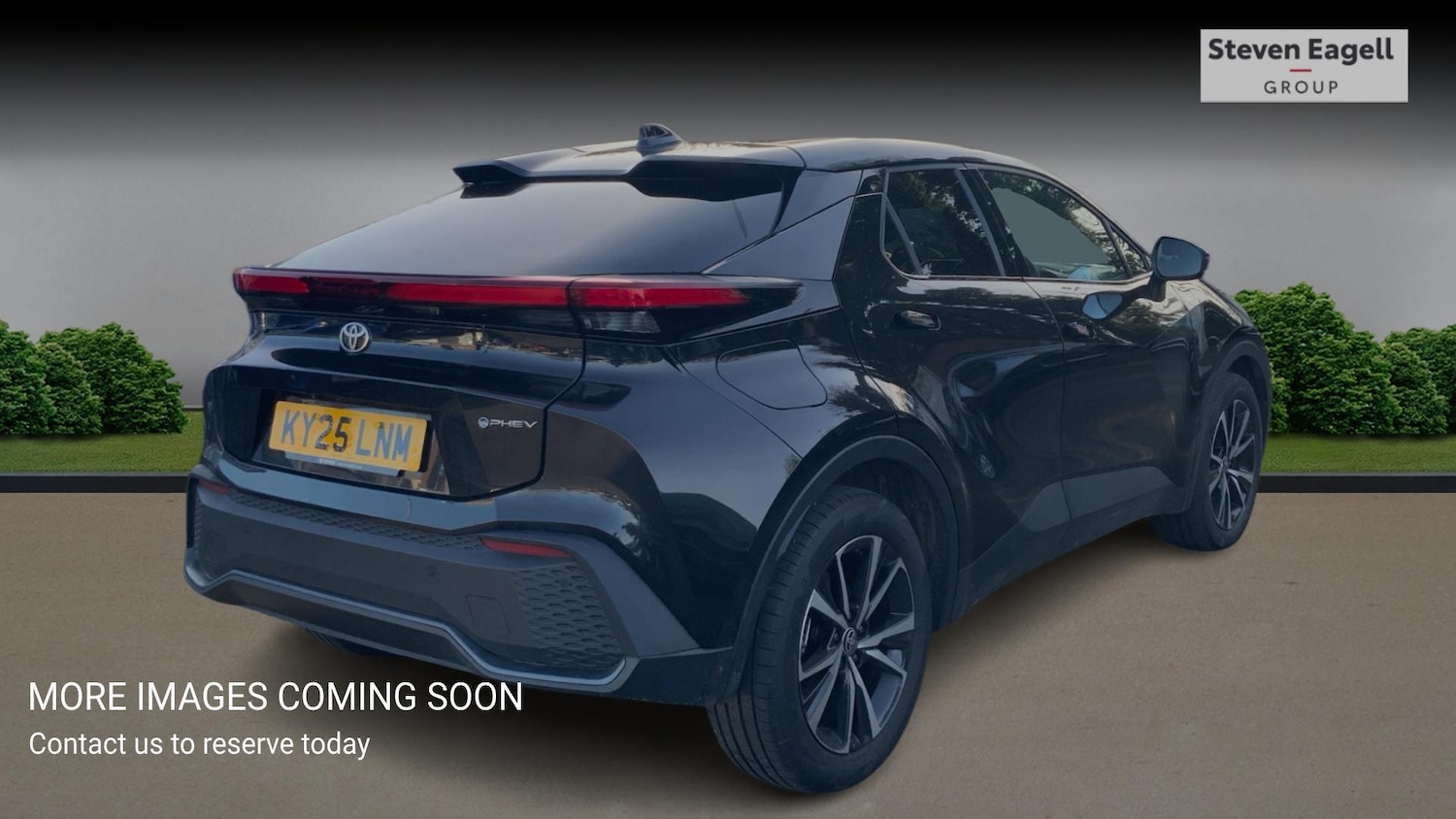 Used Toyota C-HR 2025 for sale - 77633397: Photo 4