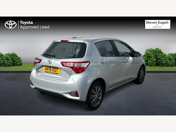 Used Toyota Yaris 2019 for sale - 78301632: Photo
