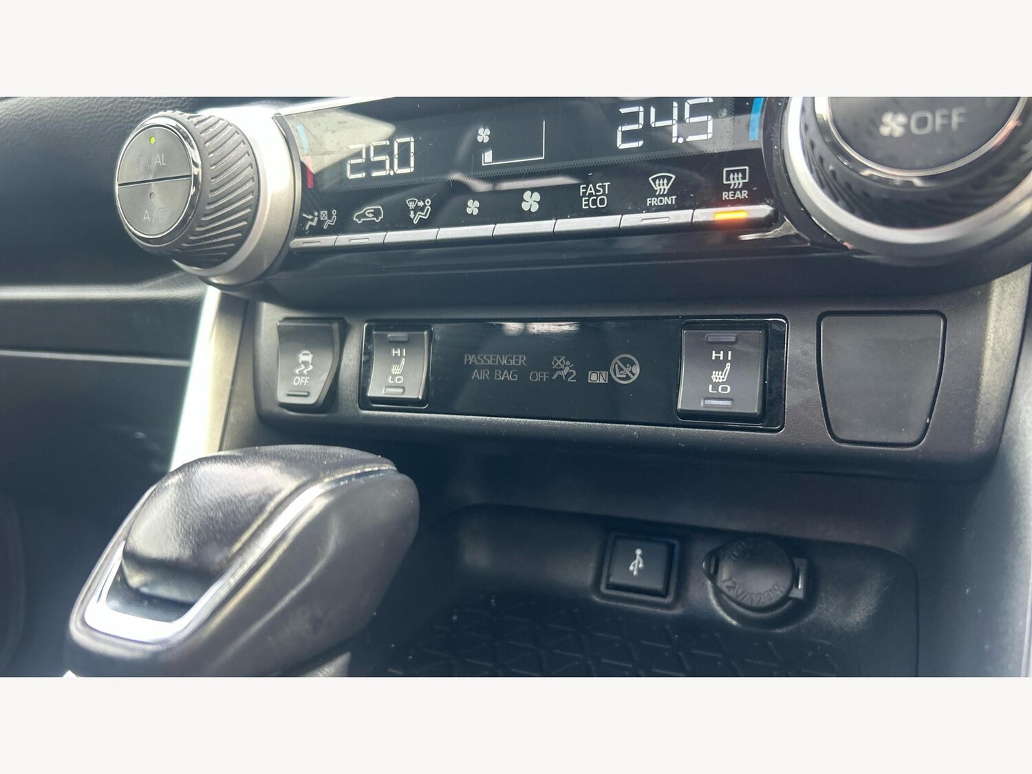 Used Toyota RAV4 2021 for sale - 76786515: Photo 22