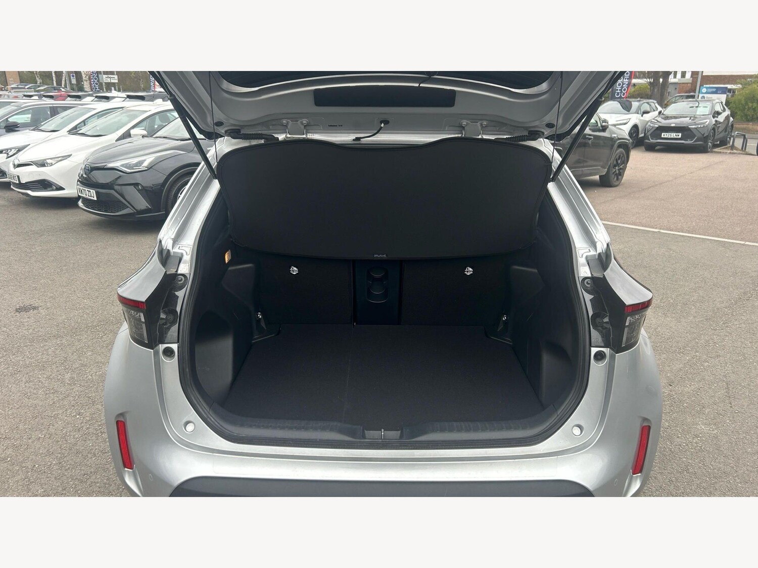 Used Toyota Yaris Cross 2024 for sale - 78170699: Photo 15