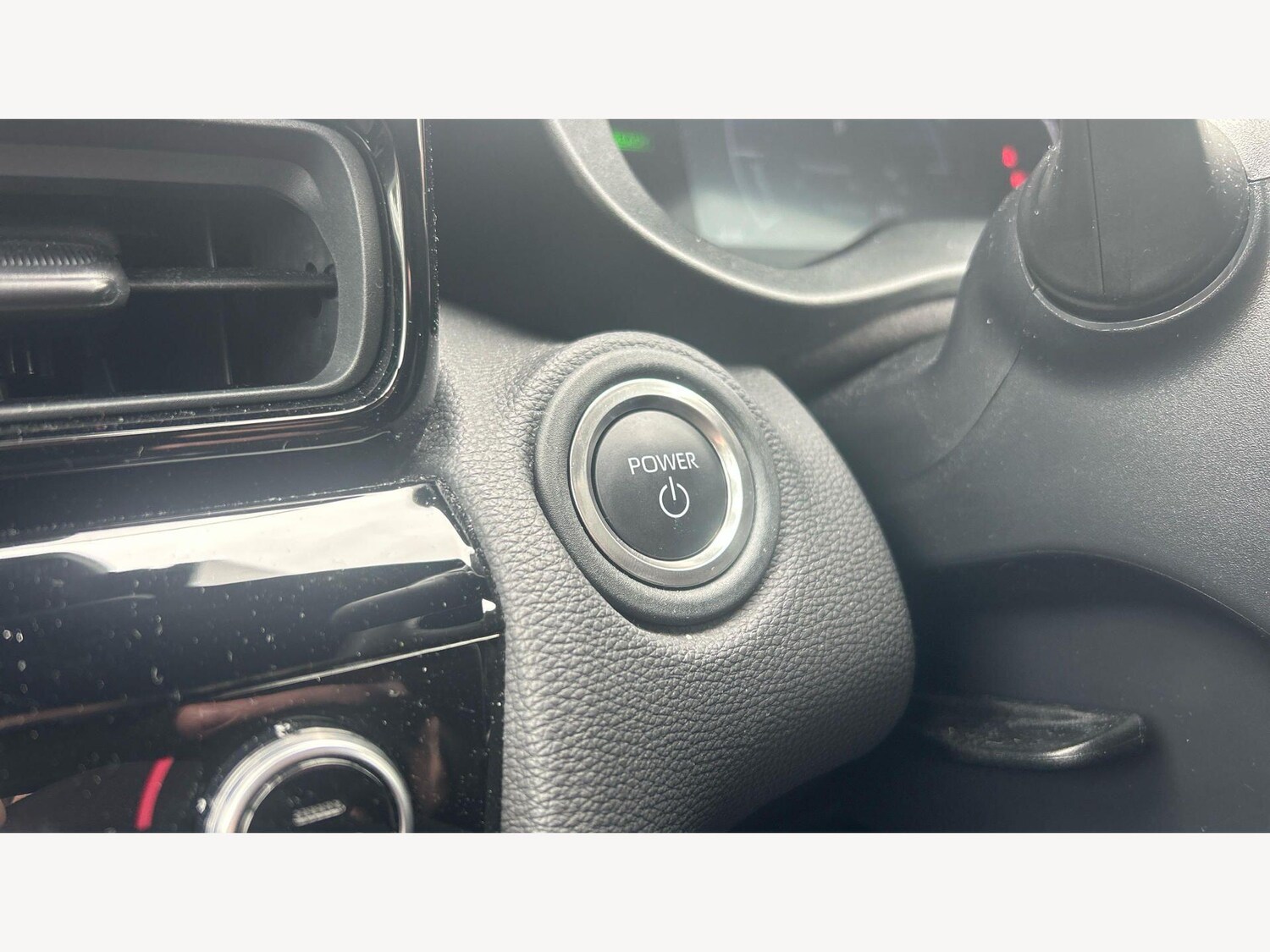 Used Toyota Yaris Cross 2024 for sale - 78170699: Photo 18