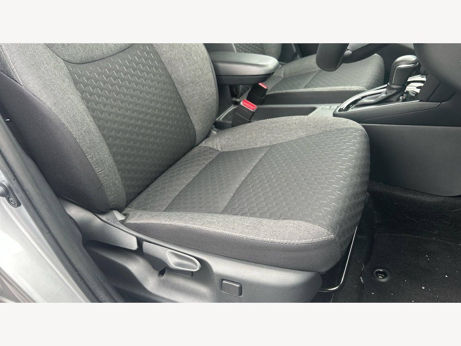 Used Toyota Yaris Cross 2024 for sale - 78170699: Photo 19