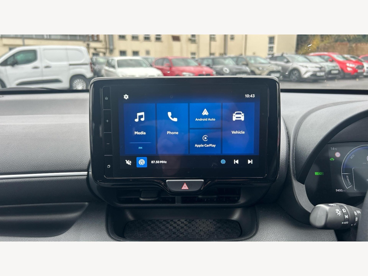 Used Toyota Yaris for sale - 76632763: Photo 9